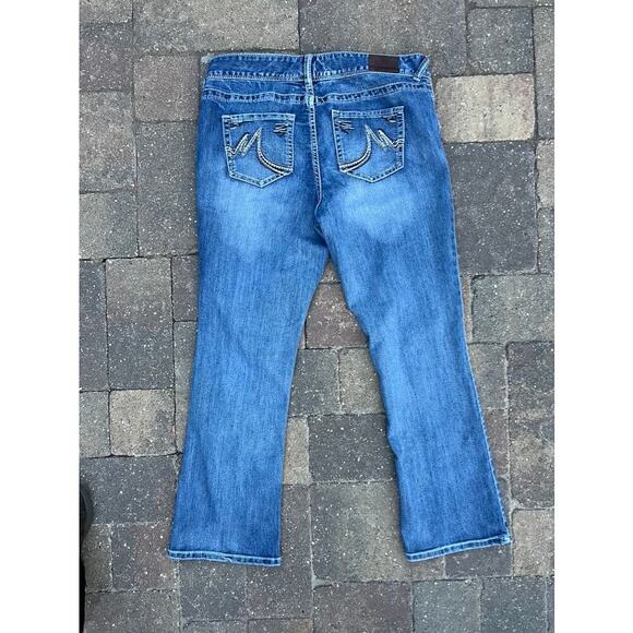 Maurices mid rise bootcut jeans plus size 18x30.5 - Picture 2 of 4